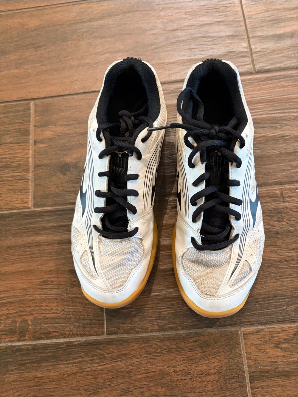 Mizuno White and Black Women's Athletic Shoes
